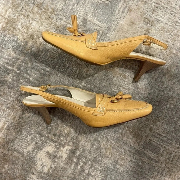Cole Haan Women's Sz 6B Leather Sling Back Kitten Heels, Made in Brazil - Picture 2 of 9